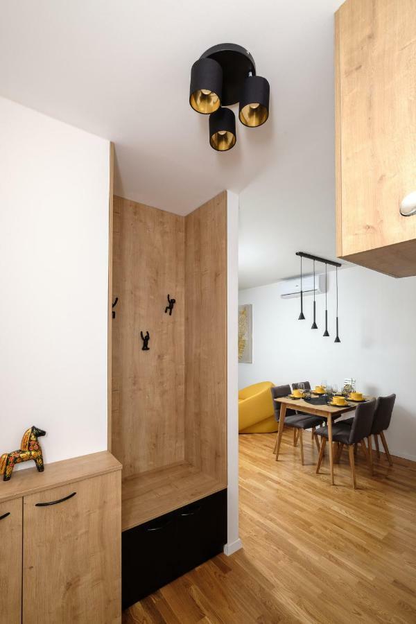 זאגרב Studio Apartman Krila Wings- Parking In Garage מראה חיצוני תמונה